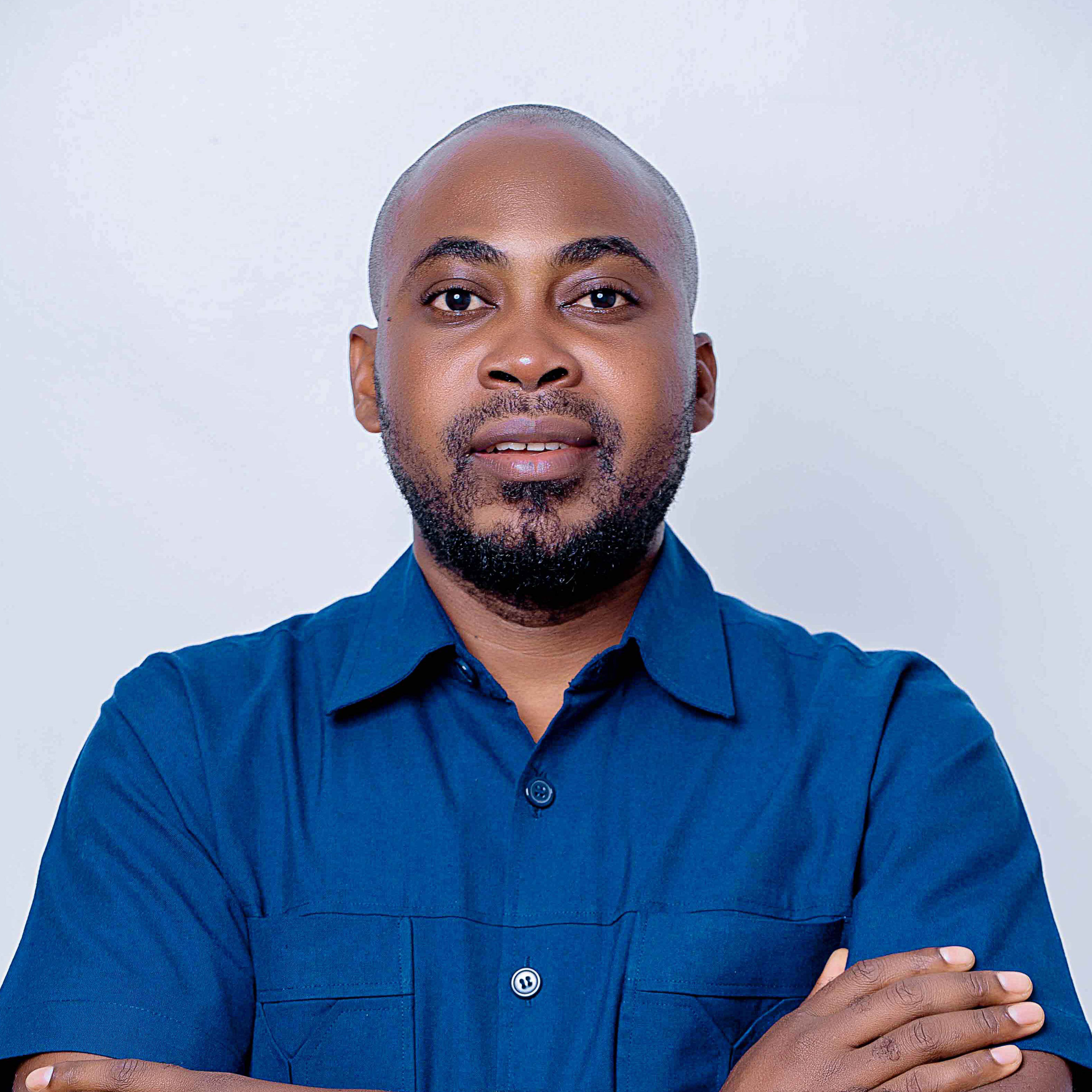 Dr.Chris Cyrilo